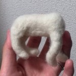 20140510_羊毛フェルトの白猫　体